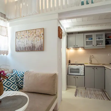 Casa de Férias Anna's Paros *